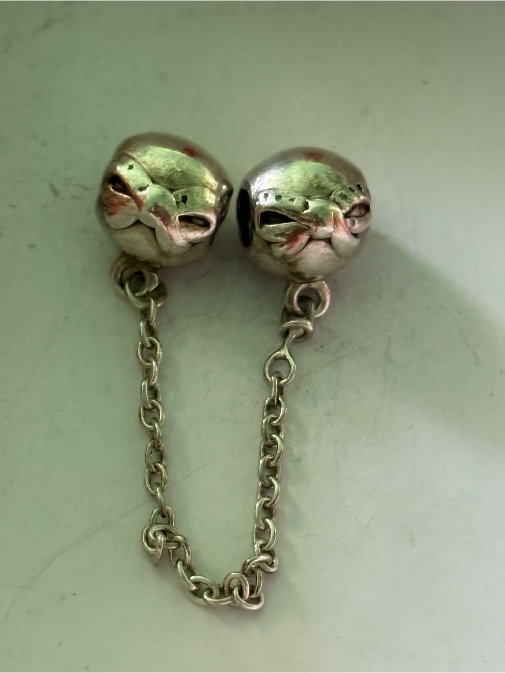 Pandora bow safety chain